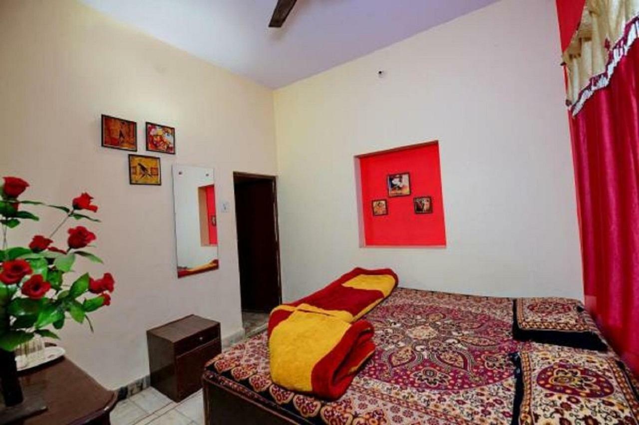 Friends Guest House & Hostel Agra (Uttar Pradesh) Exterior photo